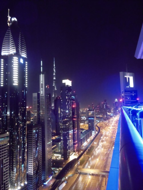 Other towers: My brother was able to give me fairly detailed background on many buildings around Dubai, many of which have been stalled or vacant since his arrival in the city 3 years ago. Their vacancy does not hinder their stunning architecture.