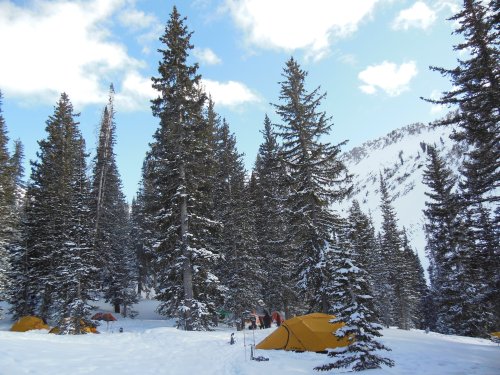 Our camp was quite impressive- 7 tents, a double kiva with dug out benches and tables beneath, and a kitchen dug into the snow pack. 
