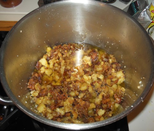 Rendering down trimmings for tallow