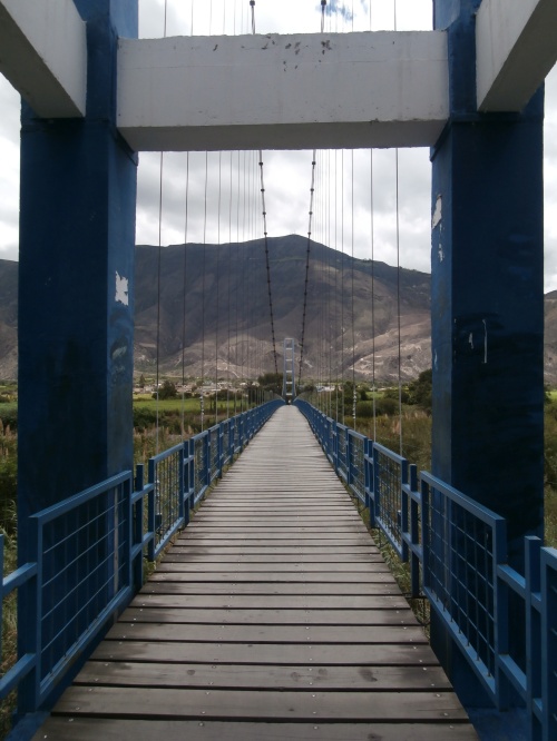 The bridge to Pusir.